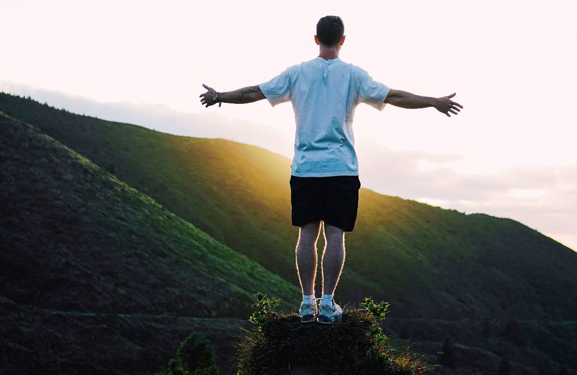 How to Be Happy: Simple Habits for a Happier Life